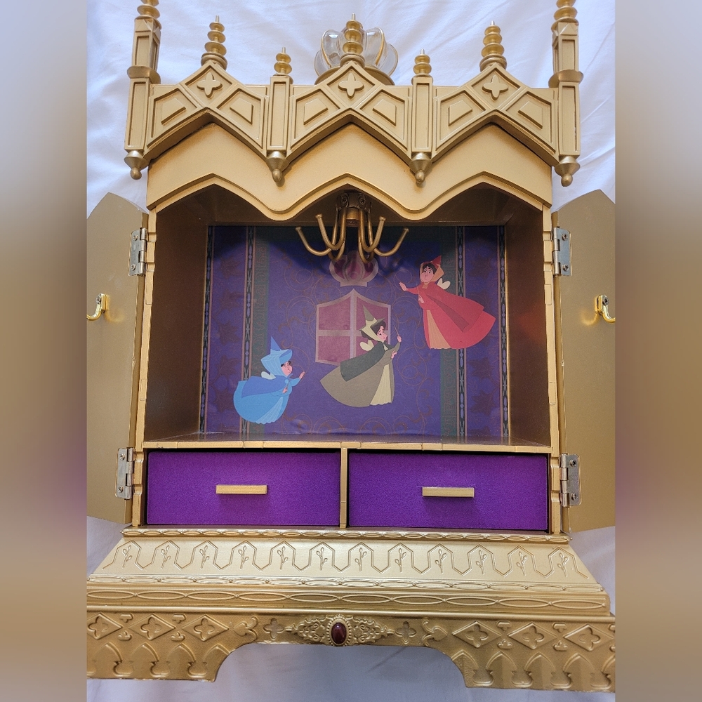 Ashley Taylor Sleeping Beauty Jewelry Box- Disney Parks Exclusive - Picture 8 of 11